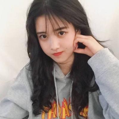 2025微信女生简单气质头像图片
