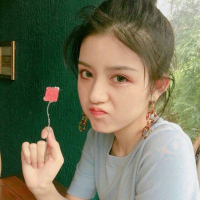 漂亮可爱沉默少女qq头像图片