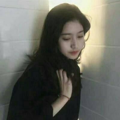 霸气真人高清好看的女神高冷头像