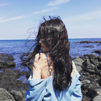 女生头像仙气背影长发