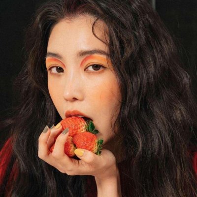 有个性的头像女生高清真人图片