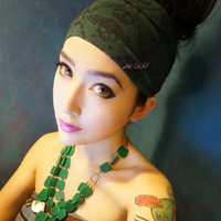 女生高冷烈焰红唇女王范头像