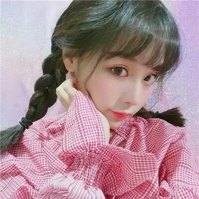 少女心头像粉色真人