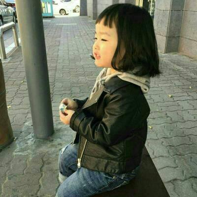 天真可爱小女孩真人头像