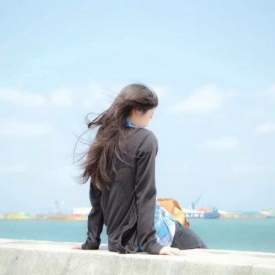 女生头像仙气背影长发