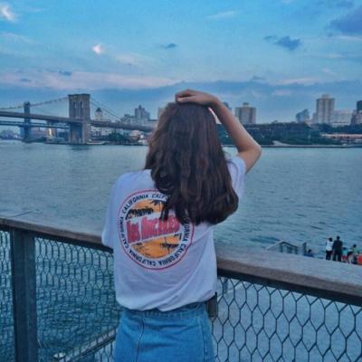 女生头像仙气背影长发