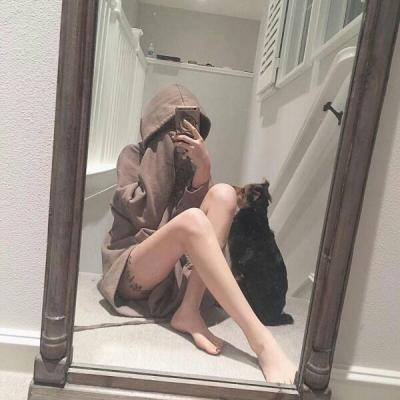 女生身材照头像