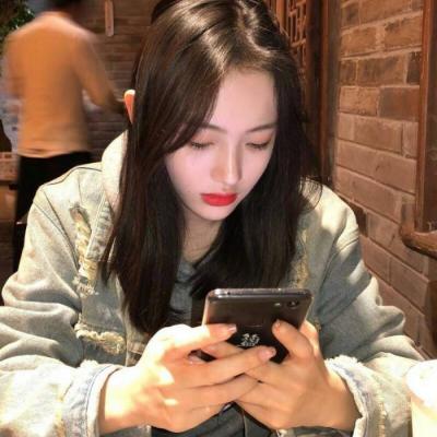 女生高冷气质真人头像