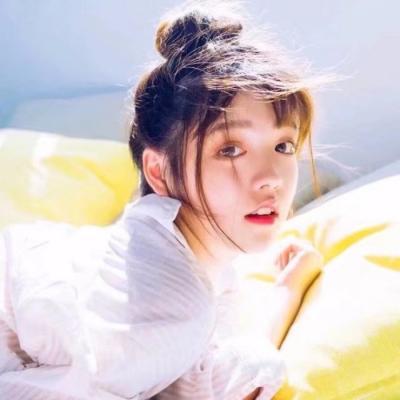 2025微信女生简单气质头像图片