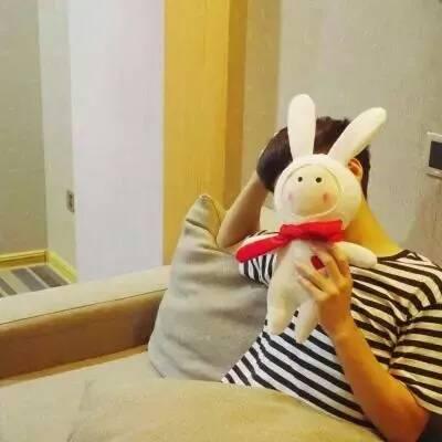 最近很火的情侣头像抖音图片