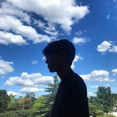 帅哥头像高清冷酷一个人图片