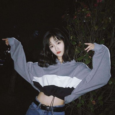 真人单张一男一女唯美清新情侣头像
