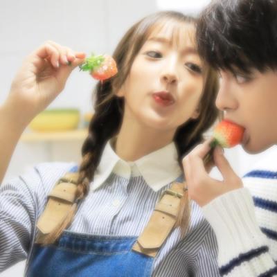 唯美甜蜜微信头像情侣浪漫一对两张