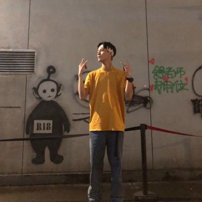情侣头像真人版高清一男一女图片