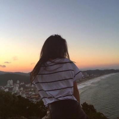 女生头像仙气背影长发