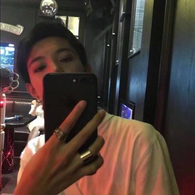 帅哥头像高清冷酷一个人图片