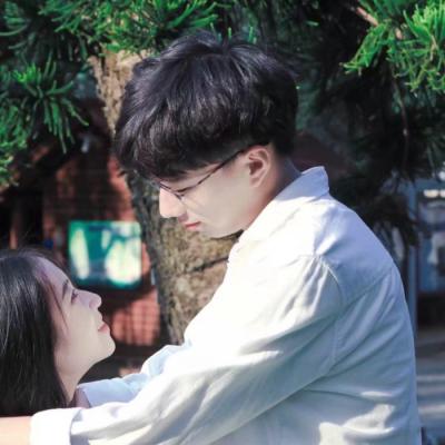 唯美甜蜜微信头像情侣浪漫一对两张