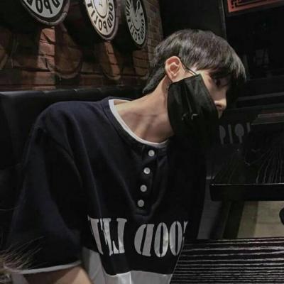 微信头像男生冷酷简单气质高清图片