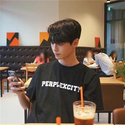 快手头像清晰480x480男生