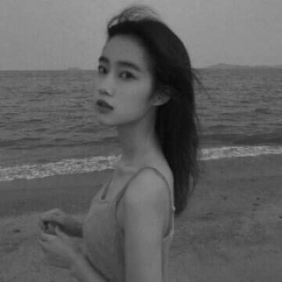 伤感黑白头像女生冷淡图片
