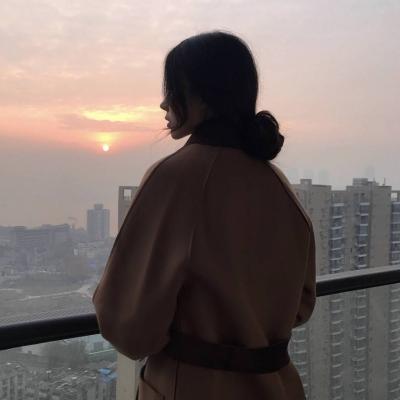 抖音女生头像高冷背影图片