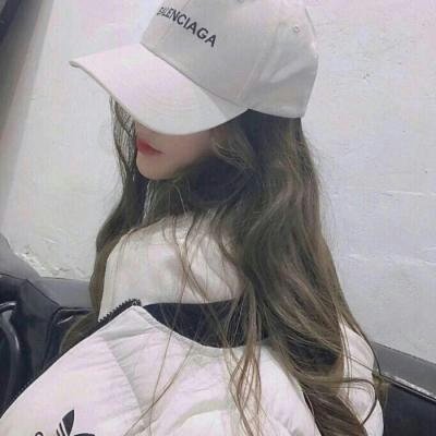 微信头像帽子女头图片