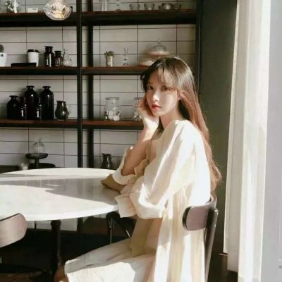 中国清纯长发女生头像唯美图片