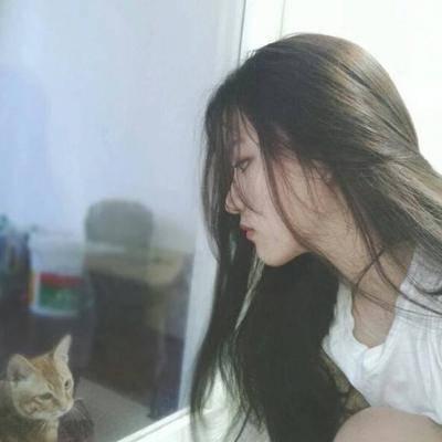 头像女背影或侧面唯美伤感意境