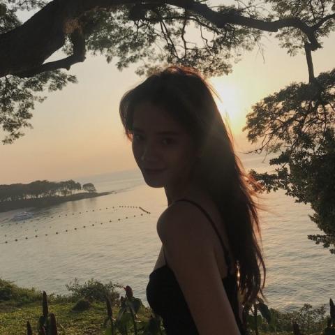 头像图片女生唯美伤感