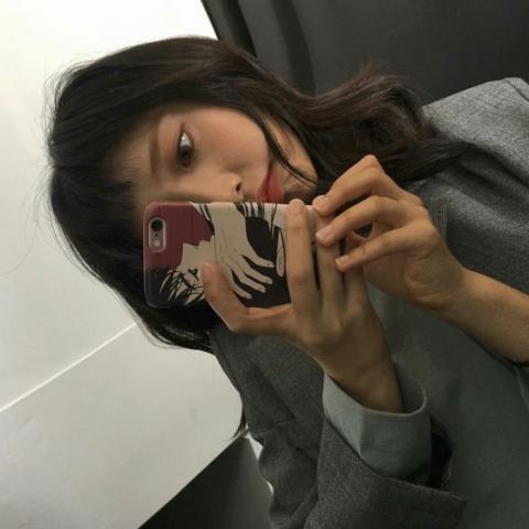 高冷霸气社会头像女生
