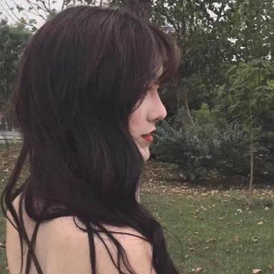 抖音女生头像高冷背影图片