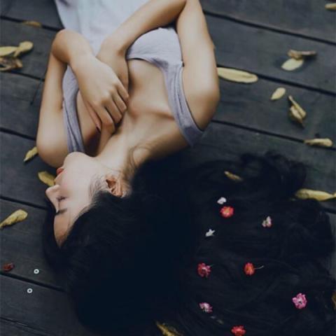 头像图片女生唯美伤感