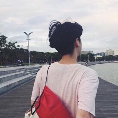 男生温柔阳光帅气头像