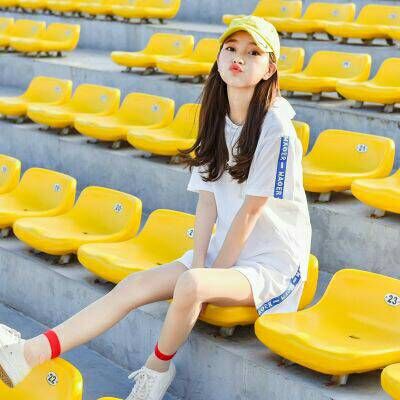 学生头像女生16岁