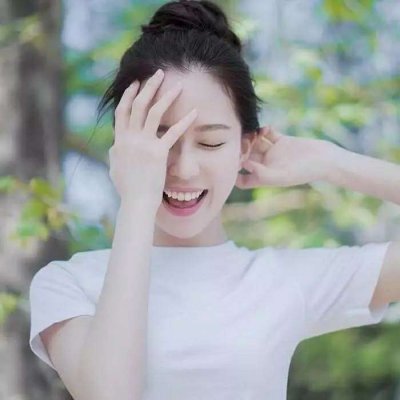 微信头像唯美可爱女生丸子头图片