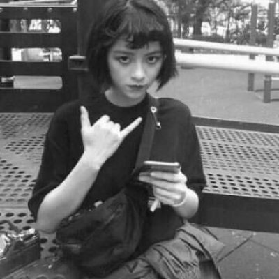 伤感黑白头像女生冷淡图片