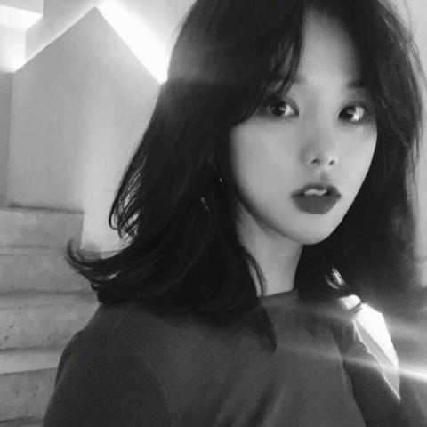 头像图片女生唯美伤感