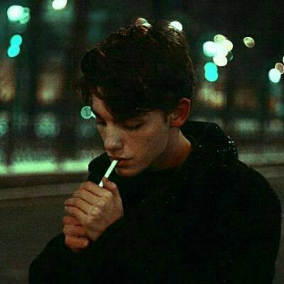 冷酷男生头像图片