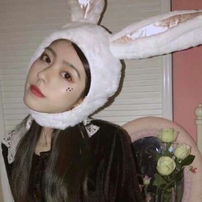 头像女生搞怪高清图片