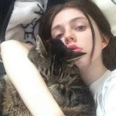 ins欧美女生头像微博图片