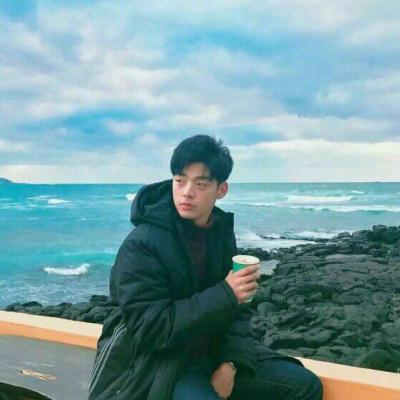 真人情侣头像男左女右分开图片