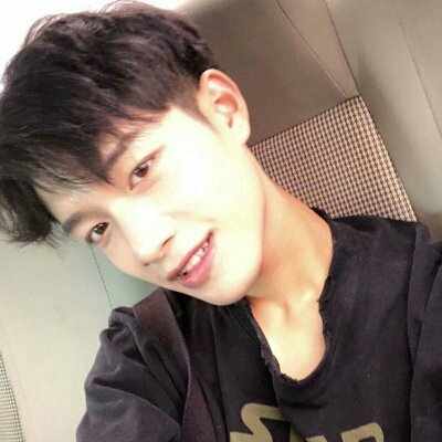 头像高级小众男生意境图片