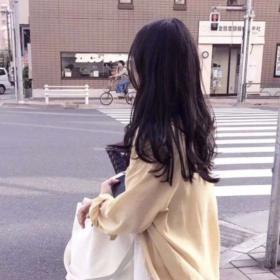 18岁女头像真实自然图片