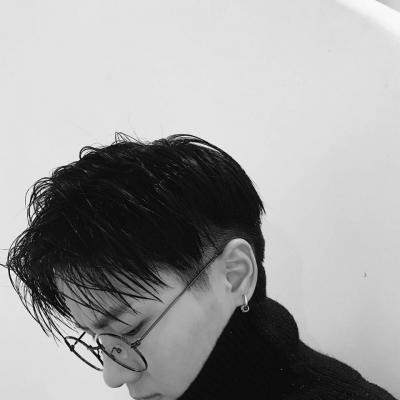 微信头像个性男黑白图片
