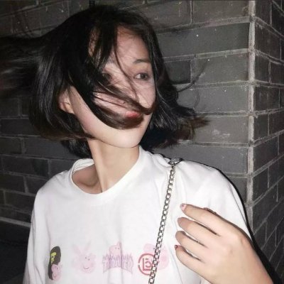 2025头像女生超酷真人短发图片