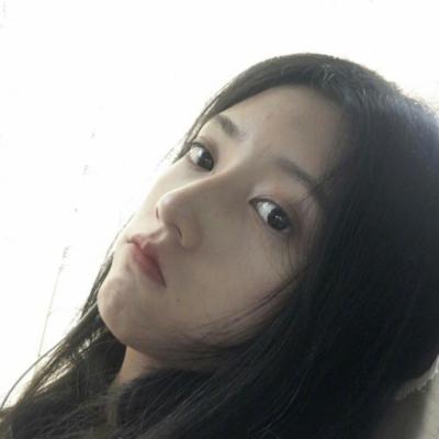 可爱傻傻的女生头像真人图片