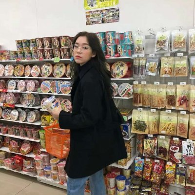 qq头像超酷女生