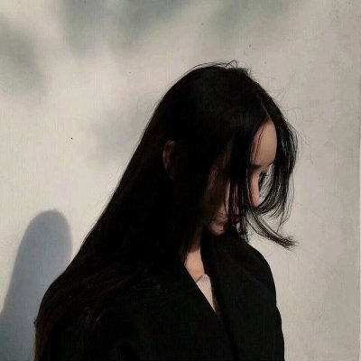 qq头像超酷女生