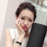 漂亮女明星戚薇qq头像图片