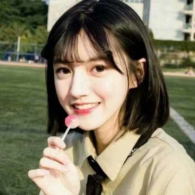 女生霸气短头发头像
